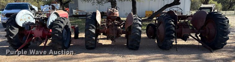 image for item EJ3531 (3) tractors