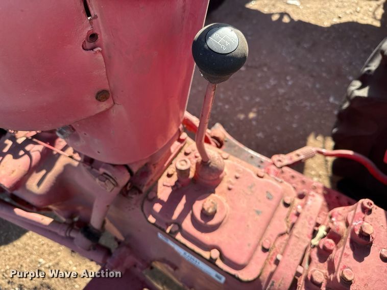 image for item EJ3531 (3) tractors