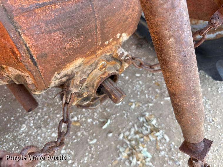 image for item EJ3531 (3) tractors