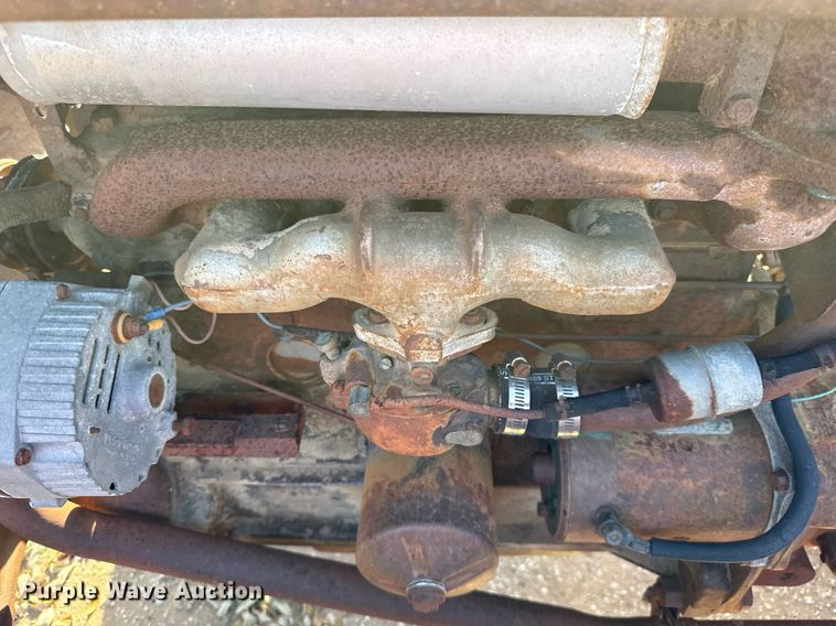 image for item EJ3531 (3) tractors