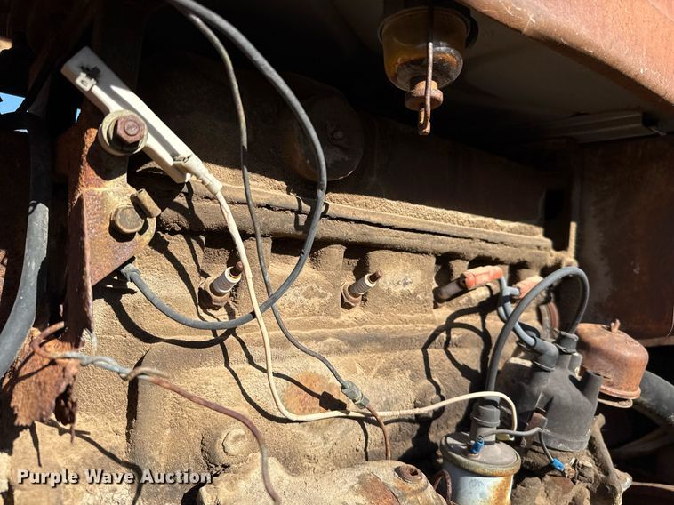 image for item EJ3531 (3) tractors