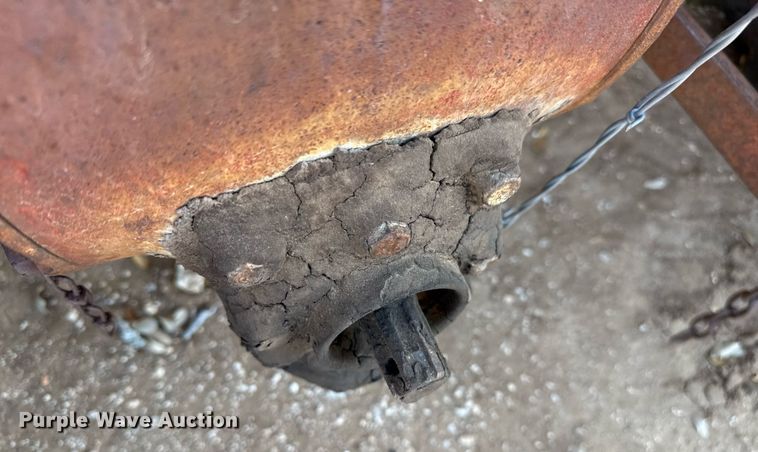 image for item EJ3531 (3) tractors