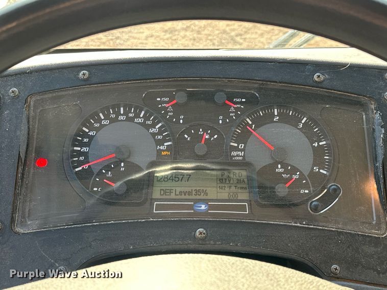 image for item EK0471 2015 Blue Bird All American school bus