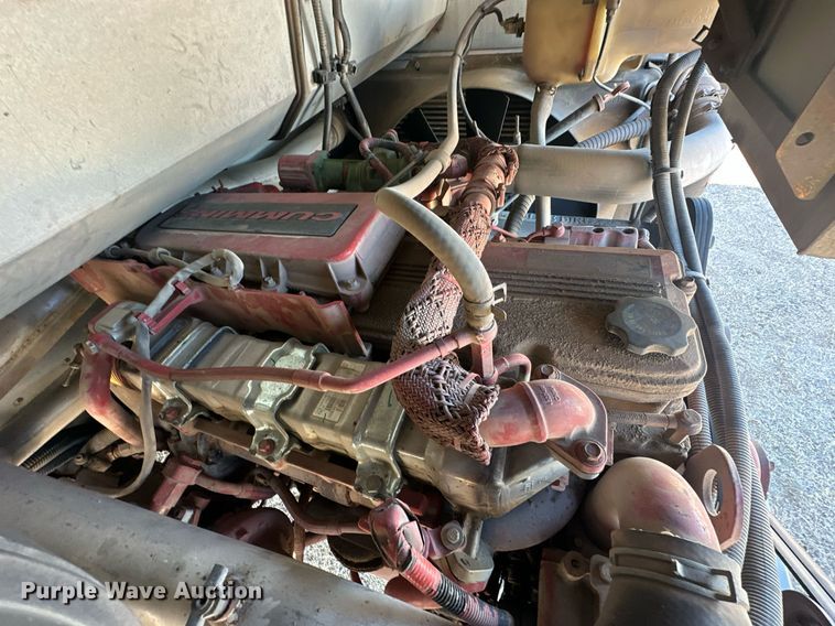 image for item EK0471 2015 Blue Bird All American school bus