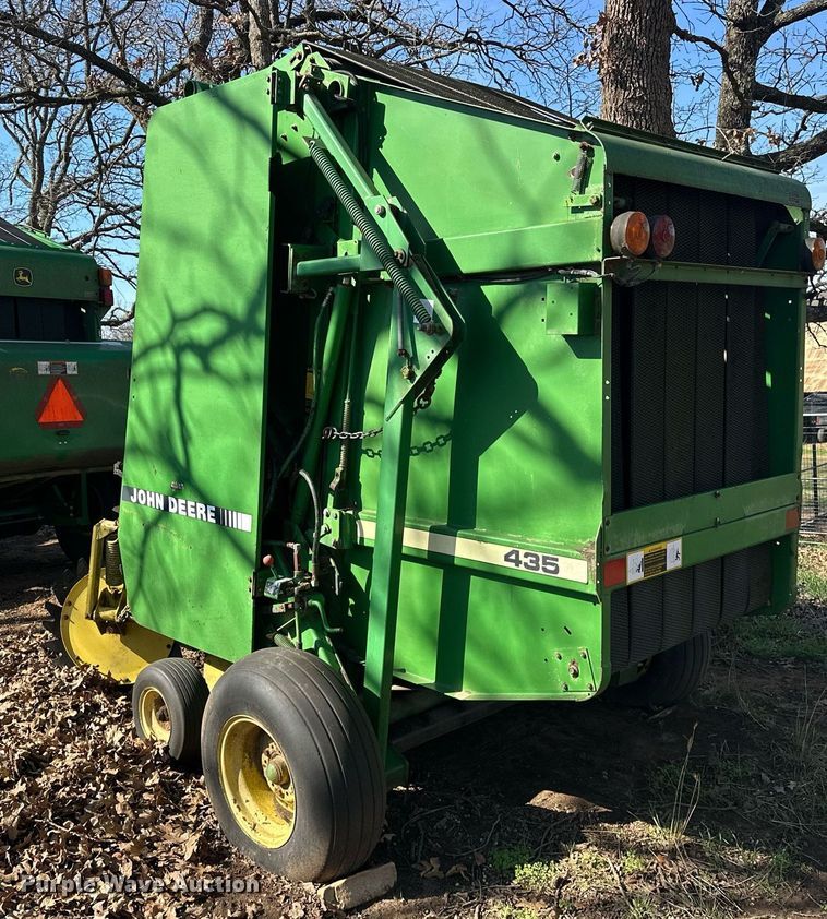 image for item EK0512 John Deere 435 round baler