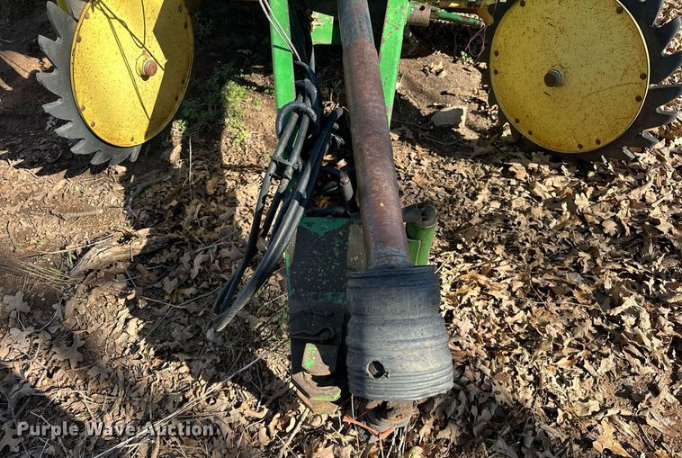 image for item EK0512 John Deere 435 round baler