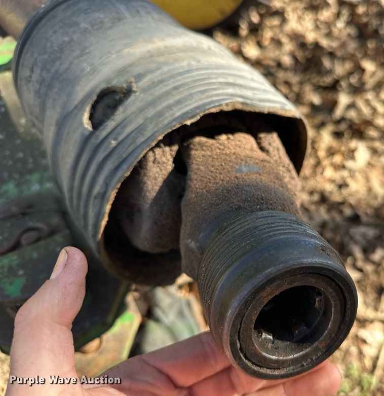 image for item EK0512 John Deere 435 round baler