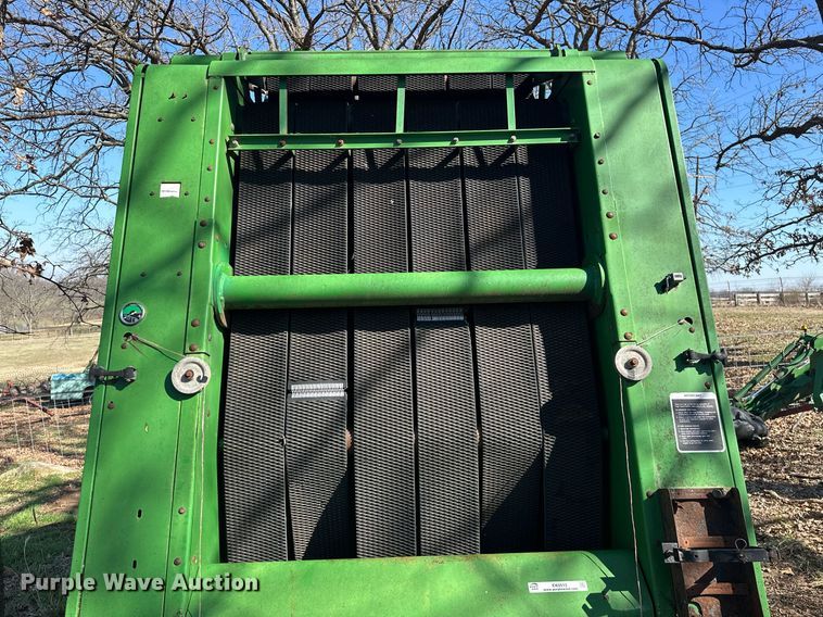 image for item EK0512 John Deere 435 round baler