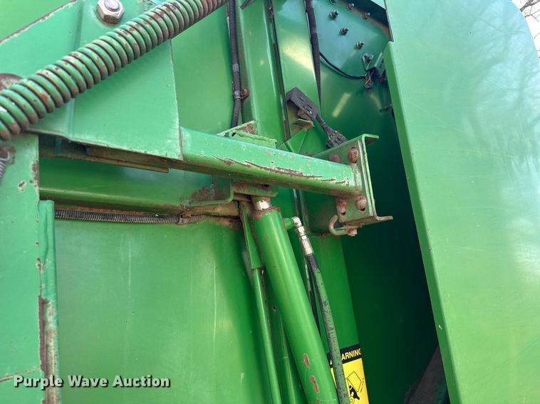 image for item EK0512 John Deere 435 round baler