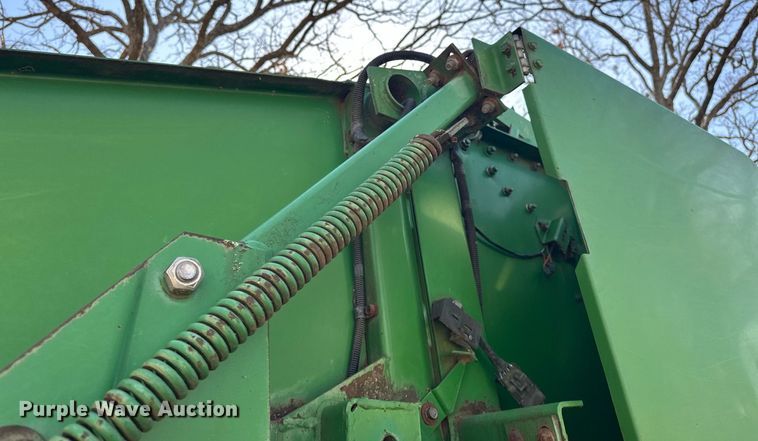 image for item EK0512 John Deere 435 round baler