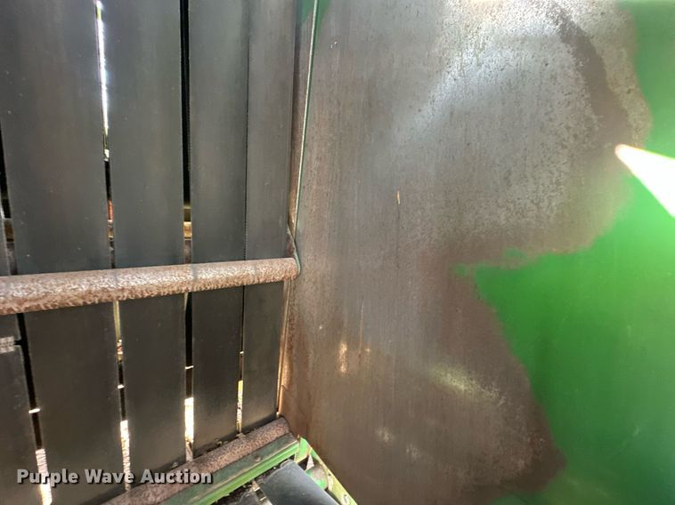 image for item EK0512 John Deere 435 round baler