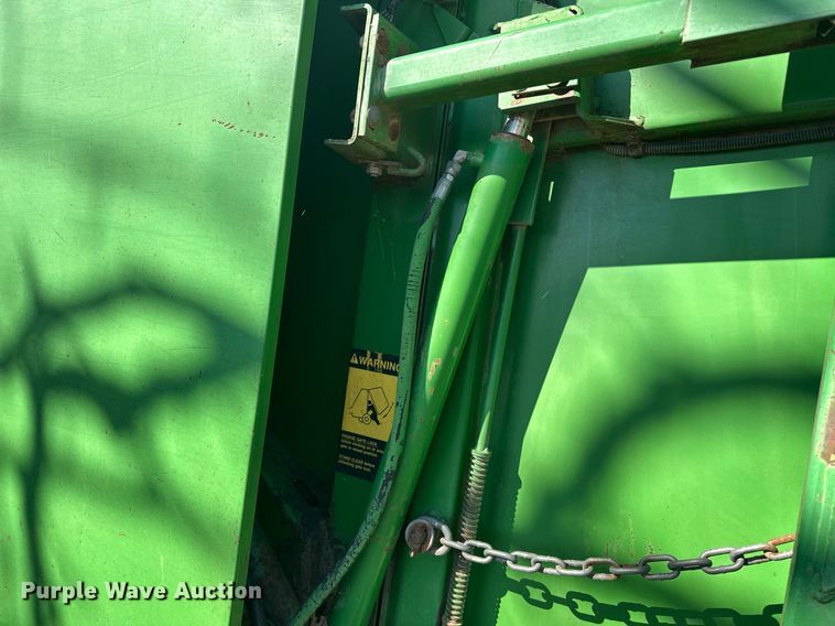 image for item EK0512 John Deere 435 round baler