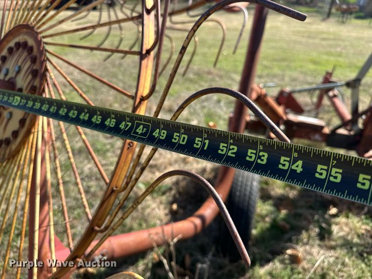 image for item EK0513 Tonutti hay rake