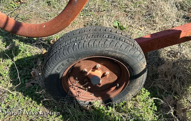 image for item EK0513 Tonutti hay rake