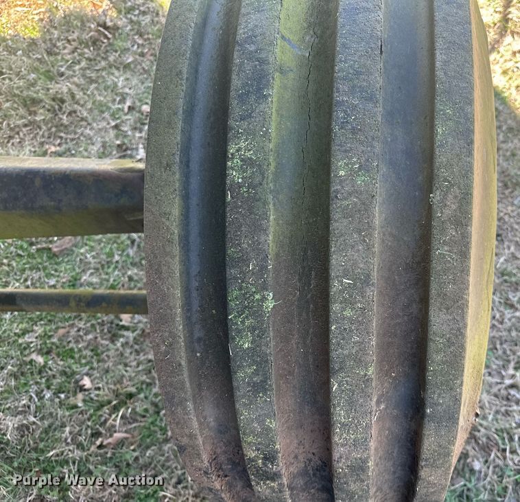 image for item EK0514 1982 Gleaner L2 combine