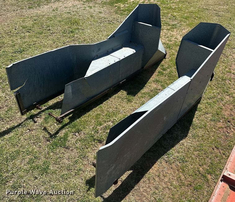 image for item EK0514 1982 Gleaner L2 combine