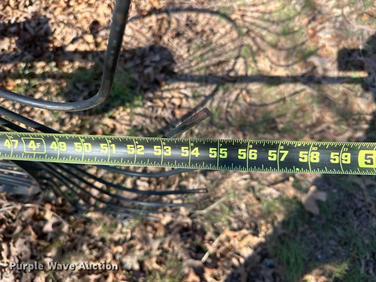 image for item EK0516 Rhino WR-4 hay rake