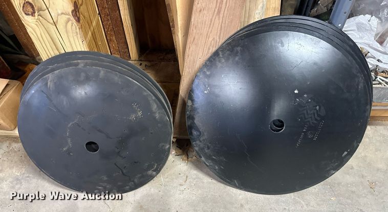 image for item EK0517 Crustbuster off-set disk