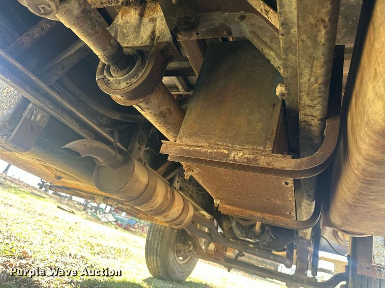 image for item EK0518 1973 Dodge C600 grain truck