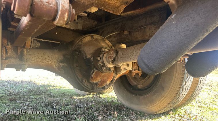 image for item EK0518 1973 Dodge C600 grain truck