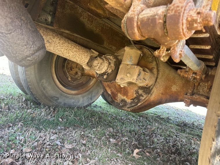 image for item EK0518 1973 Dodge C600 grain truck