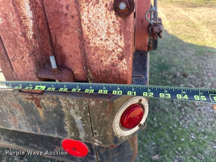 image for item EK0518 1973 Dodge C600 grain truck