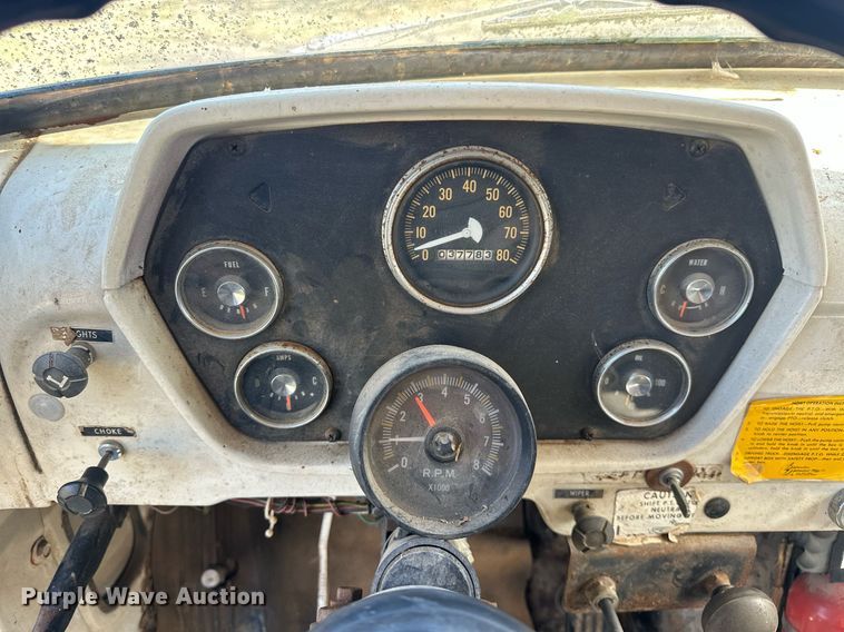 image for item EK0518 1973 Dodge C600 grain truck