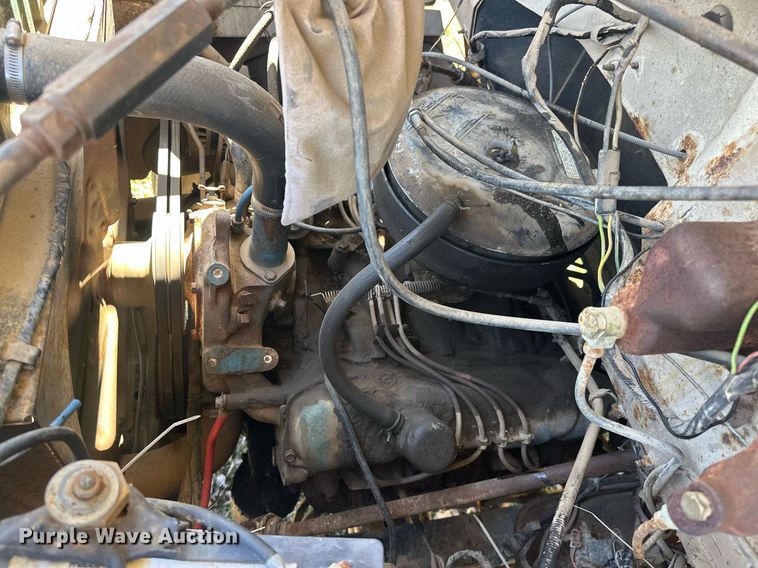 image for item EK0518 1973 Dodge C600 grain truck