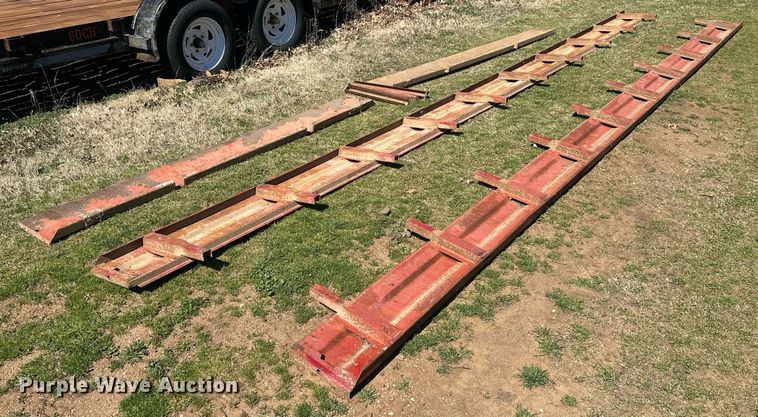 image for item EK0518 1973 Dodge C600 grain truck