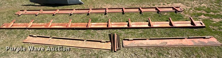 image for item EK0518 1973 Dodge C600 grain truck