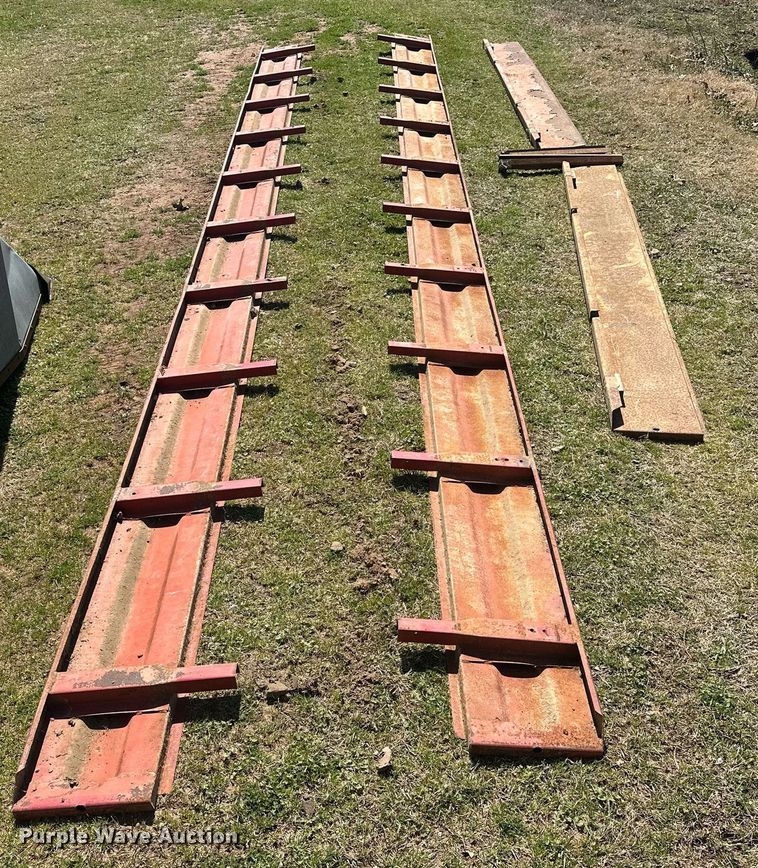 image for item EK0518 1973 Dodge C600 grain truck