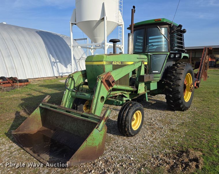 image for item EL5545 1978 John Deere 4240 tractor