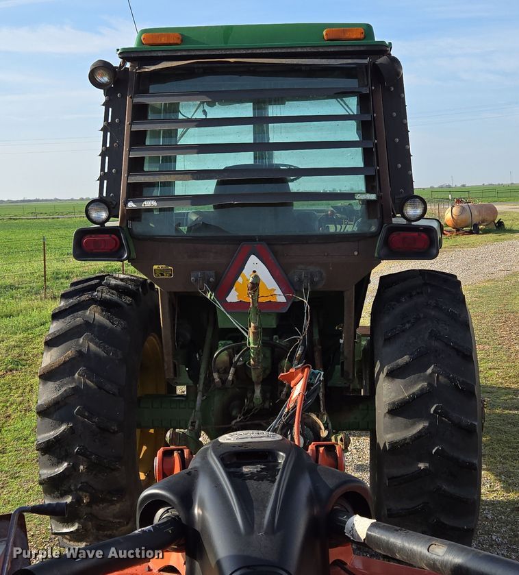 image for item EL5545 1978 John Deere 4240 tractor