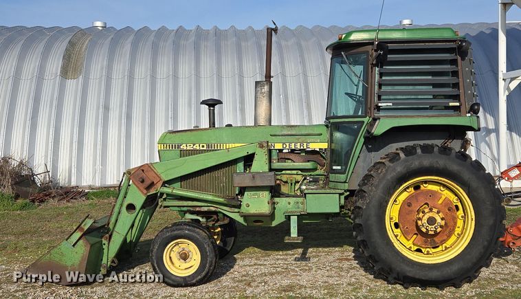 image for item EL5545 1978 John Deere 4240 tractor