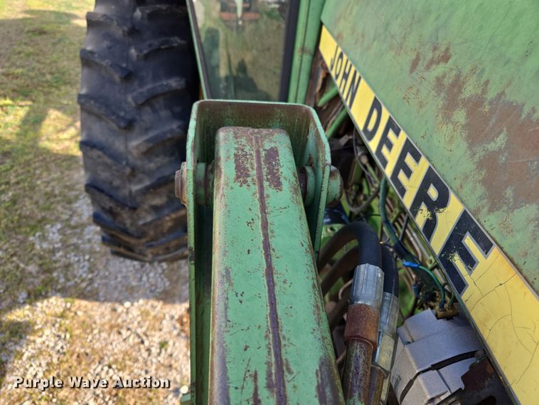 image for item EL5545 1978 John Deere 4240 tractor