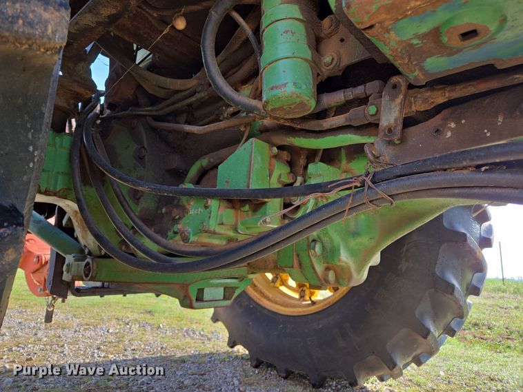 image for item EL5545 1978 John Deere 4240 tractor