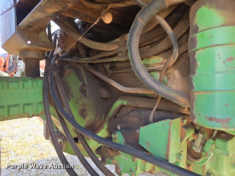 image for item EL5545 1978 John Deere 4240 tractor
