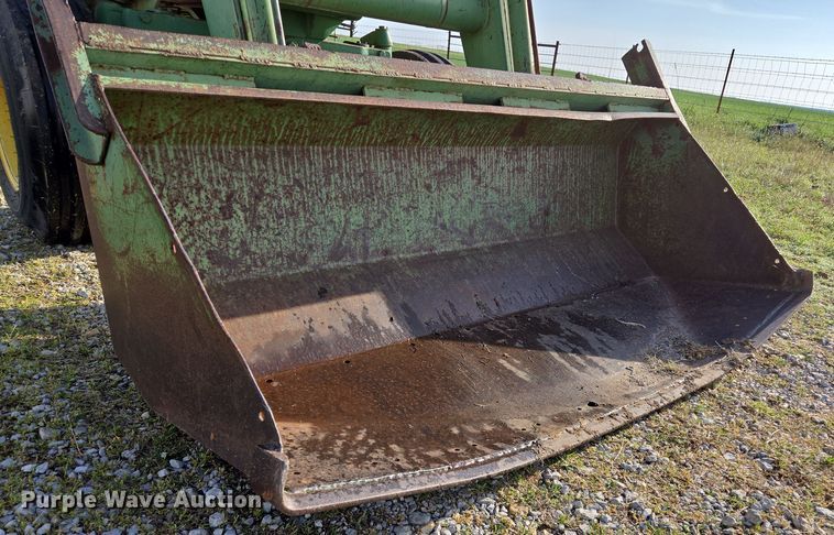 image for item EL5545 1978 John Deere 4240 tractor