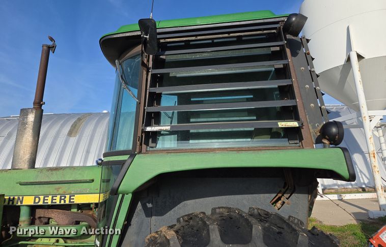 image for item EL5545 1978 John Deere 4240 tractor