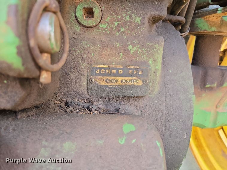 image for item EL5545 1978 John Deere 4240 tractor