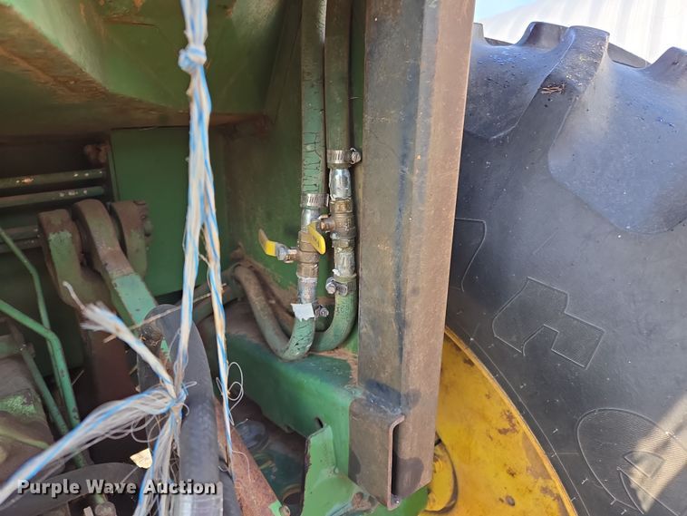 image for item EL5545 1978 John Deere 4240 tractor