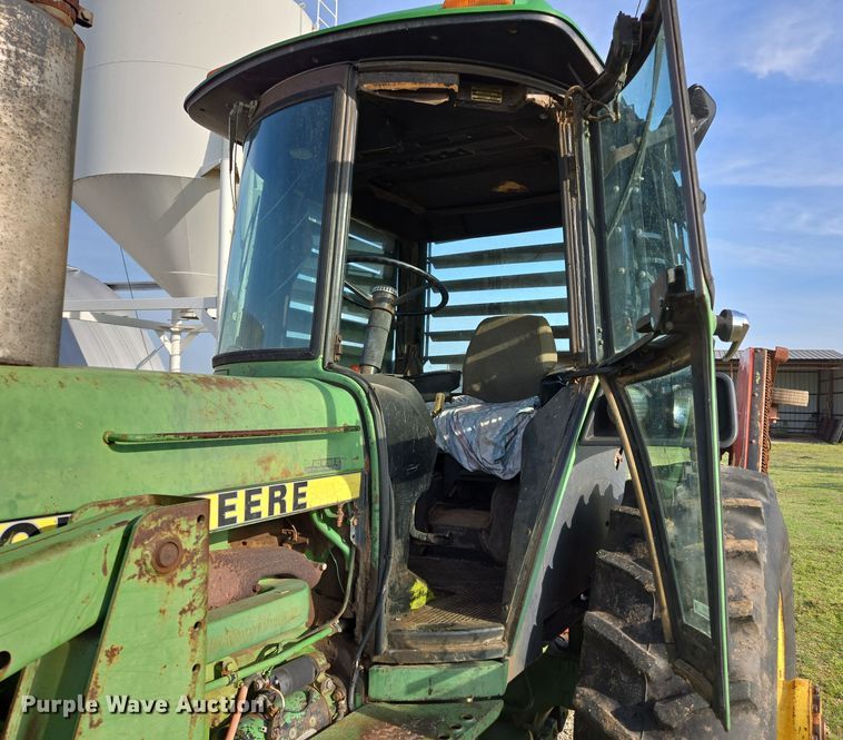 image for item EL5545 1978 John Deere 4240 tractor