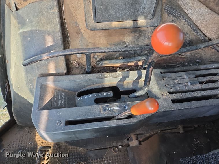 image for item EL5545 1978 John Deere 4240 tractor