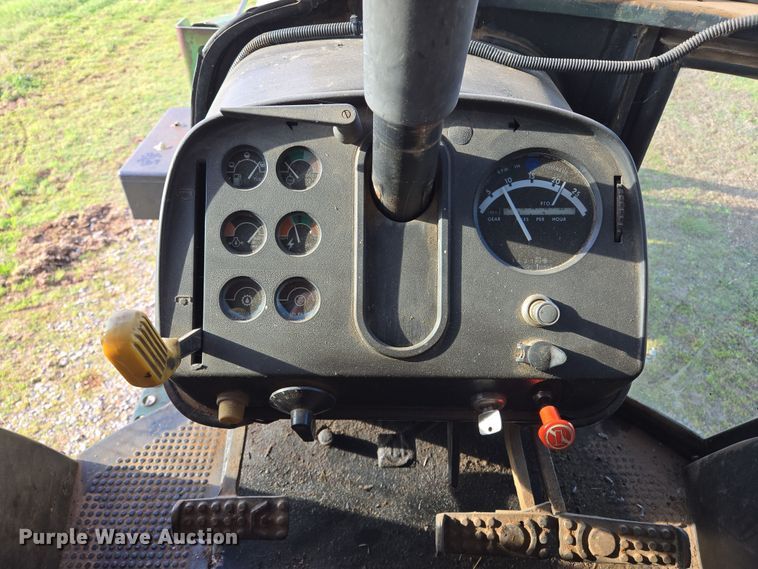 image for item EL5545 1978 John Deere 4240 tractor