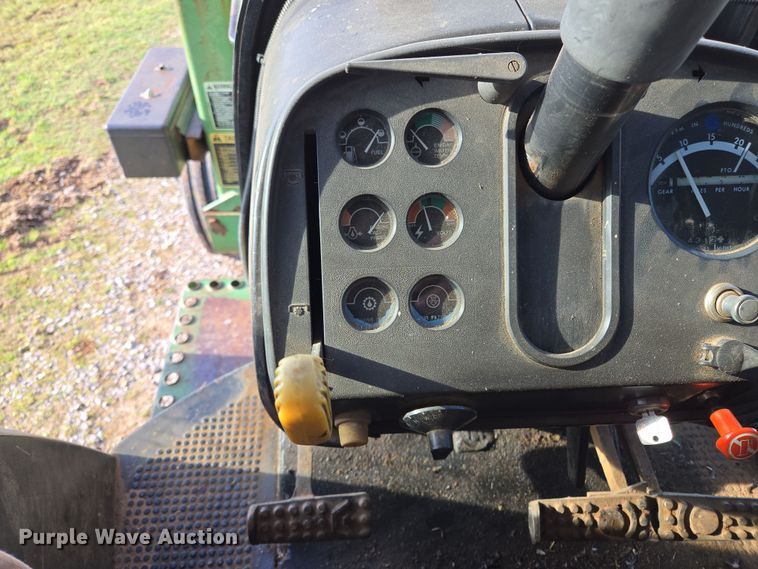 image for item EL5545 1978 John Deere 4240 tractor