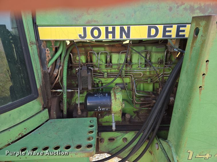 image for item EL5545 1978 John Deere 4240 tractor