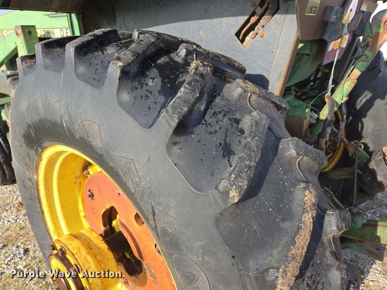 image for item EL5545 1978 John Deere 4240 tractor