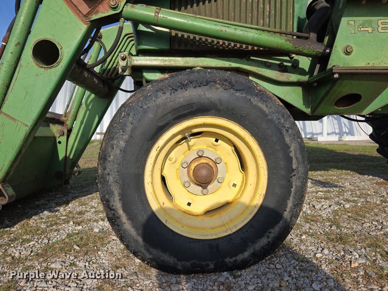 image for item EL5545 1978 John Deere 4240 tractor