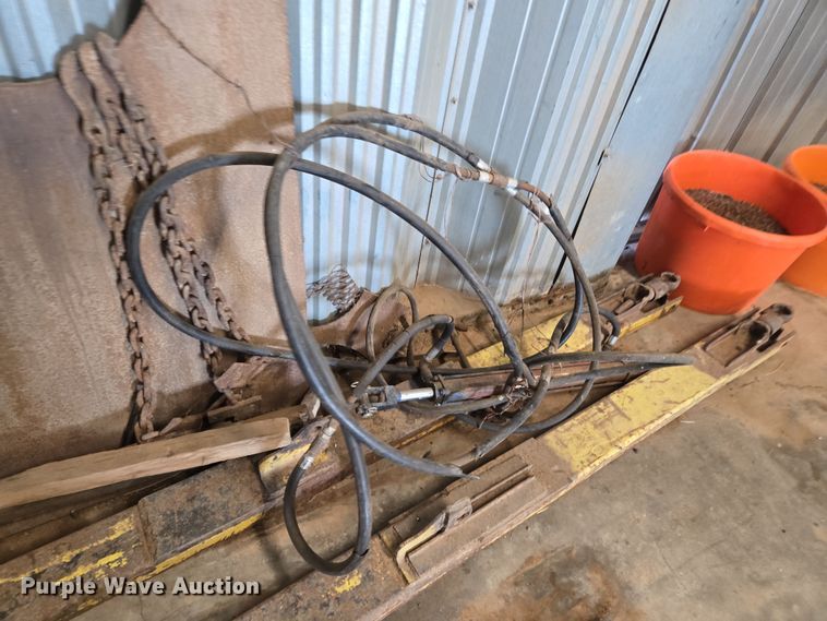 image for item EL5545 1978 John Deere 4240 tractor