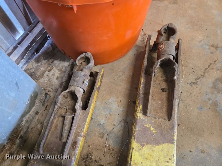 image for item EL5545 1978 John Deere 4240 tractor